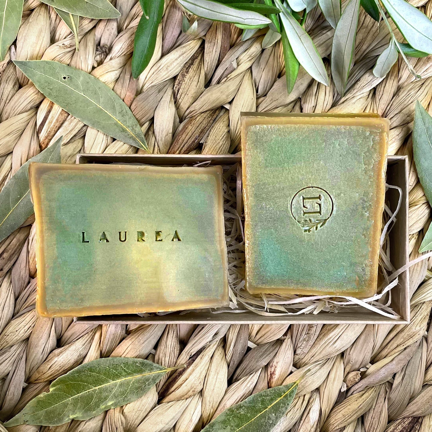 LAUREA® SOAP-MASK: WITH LAUREL BERRY OIL