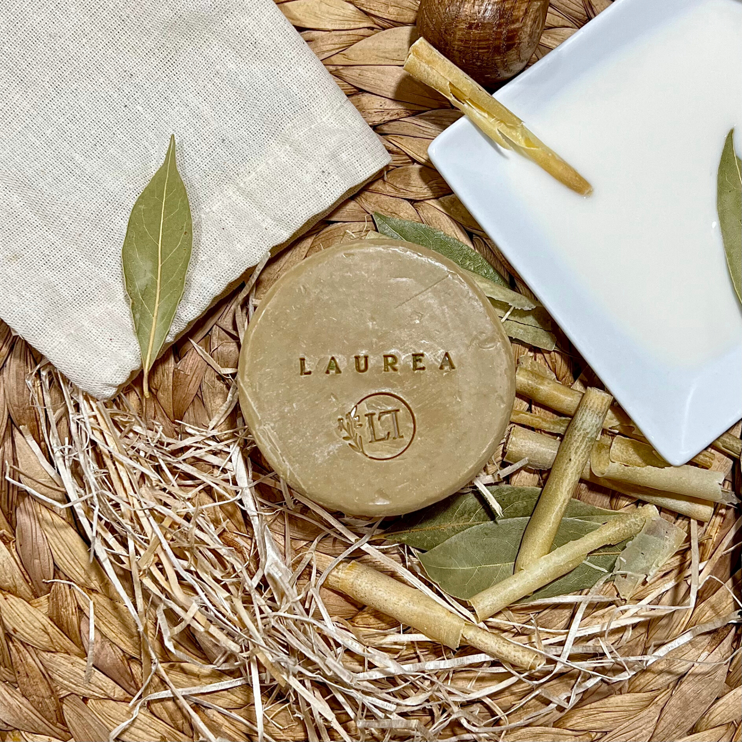 LAUREA® SOAP-MASK: WITH GOAT MILK